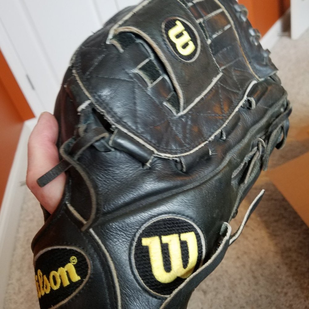 Wilson A2000 & Rawlings Catcher's Mitt